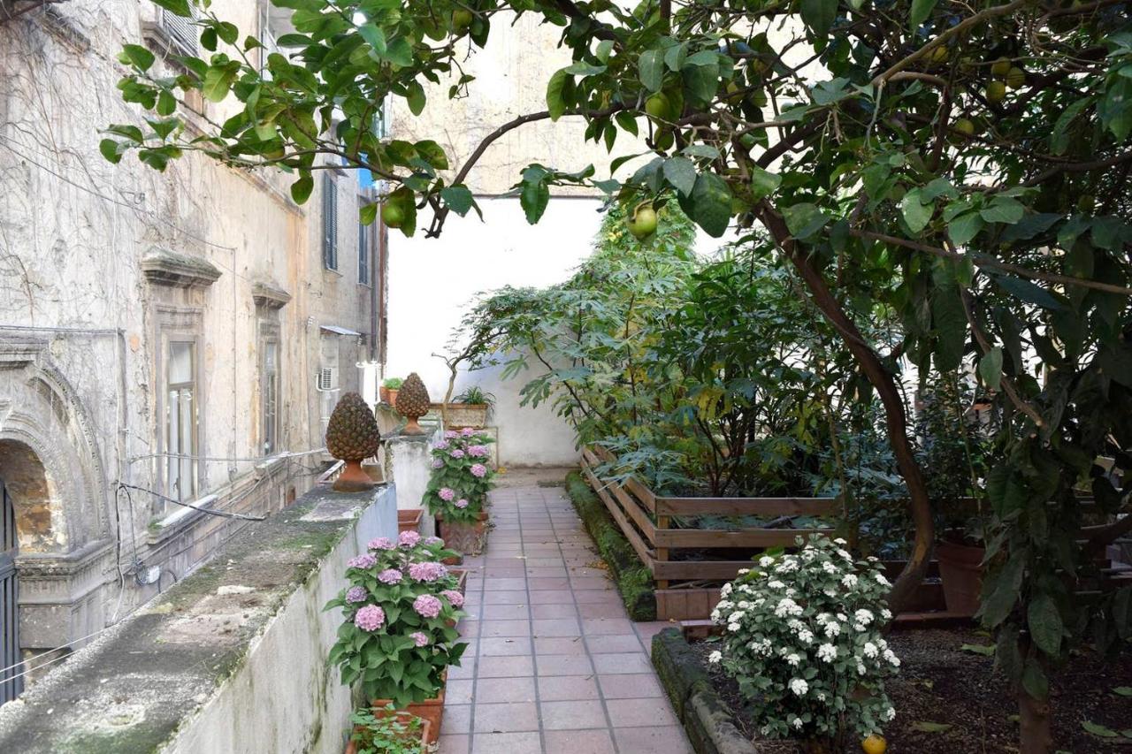 Giardino D'Atri Apartment Napoli Ngoại thất bức ảnh